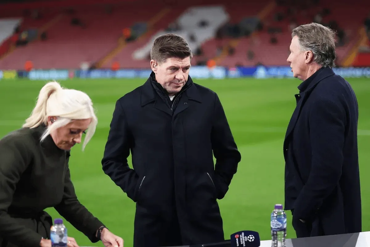 Gerrard: Do Not Want Slot to Be Sacked; I Am Ready to Serve If Liverpool Needs Me