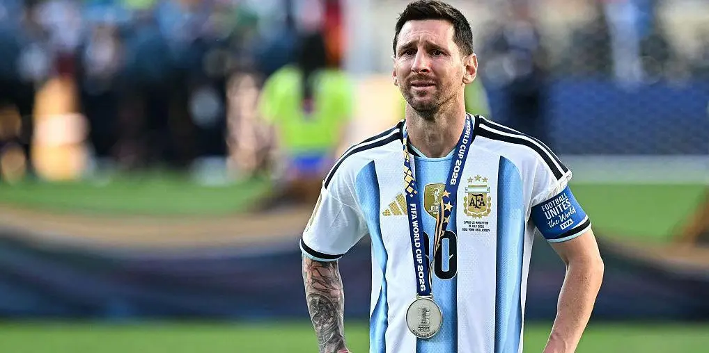 ميسي أبلغ الفريق باعتزاله اللعب الدولي قبل النهائي: الاتحاد الأرجنتيني لكرة القدم بانتظار قراره