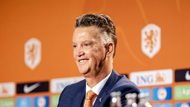 Quarta passagem no comando? Louis van Gaal aberto a assumir a seleção dos Países Baixos