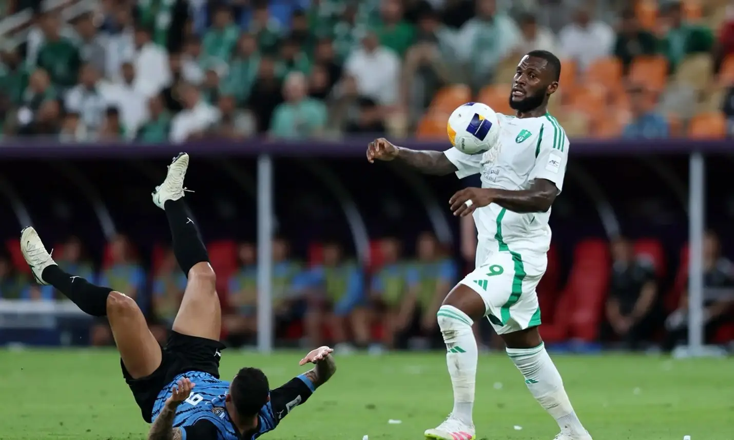 الأهلي يستعد للتخلي عن كيسييه في مفاجأة صيفية الأهلي